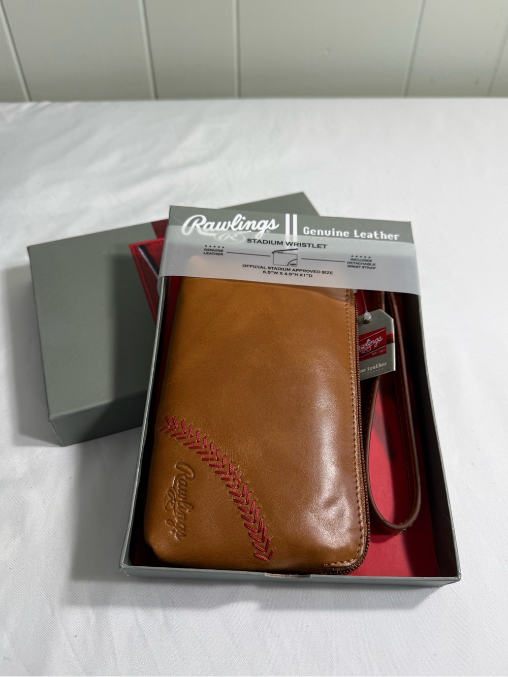 Rawlings Stadium Wristlet Tan Genuine Leather Baseball Stitch NWT w/ Box
